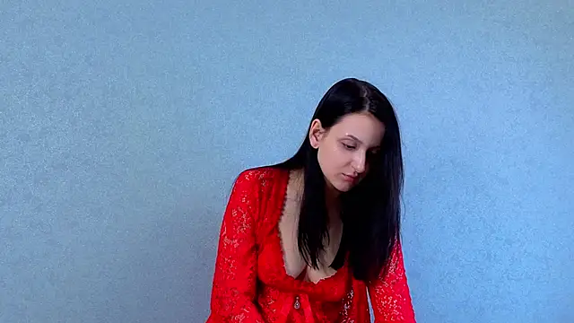 Snapshot of FalineBeacher chatting on 10.20.25 FalineBeacher online show from 10.20.25