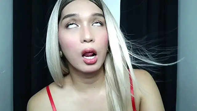 Sophia Trans online show from 06.22.26