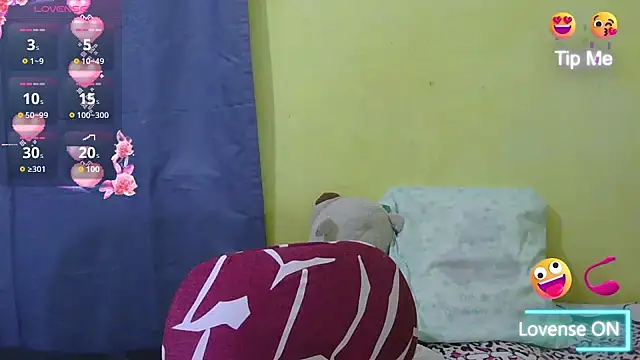 HornyAsian4uxx online show from 04.16.26