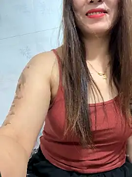 Snapshot of Moan_Mary chatting on 10.24.25 Moan Mary online show from 10.24.25