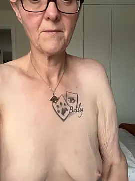 Curvy-Jinx online show from 10.20.25