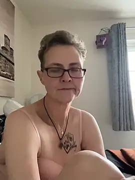 Curvy-Jinx online show from 02.02.26