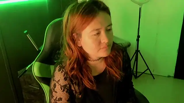 Snapshot of AliaMiller_ chatting on 02.21.26 AliaMiller online show from 02.21.26