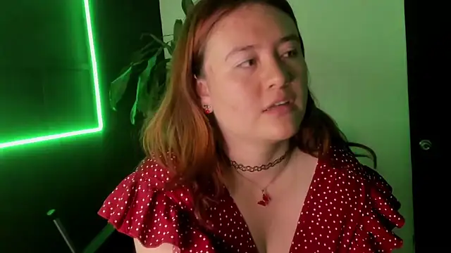 Snapshot of AliaMiller_ chatting on 02.26.26 AliaMiller online show from 02.26.26