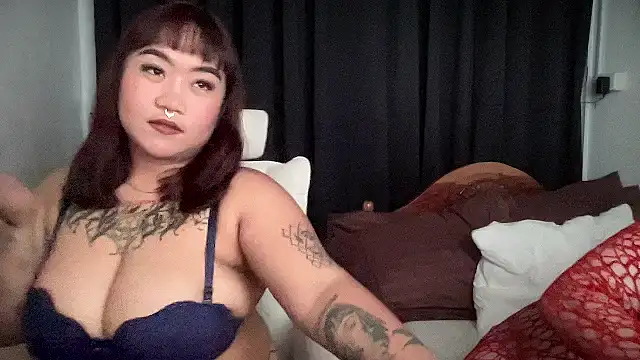 Bella Bumzyyy online show from 11.12.25