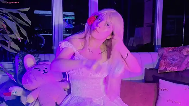 Snapshot of Melody-chers chatting on 10.25.25 Melody-chers online show from 10.25.25