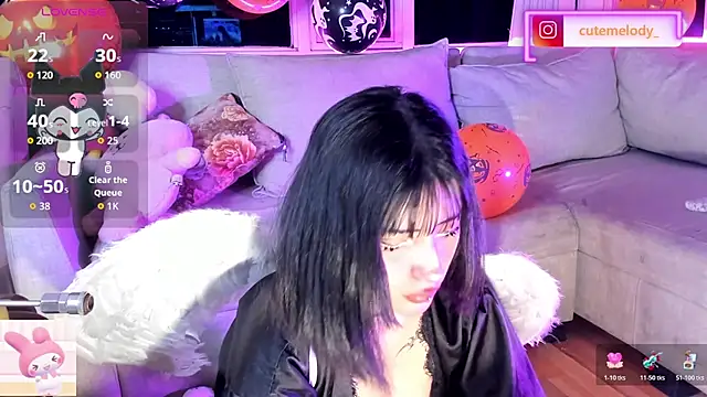 Snapshot of Melody-chers chatting on 10.29.25 Melody-chers online show from 10.29.25