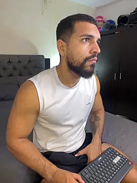 Snapshot of vincentjaxon chatting on 09.14.25 vincentjaxon online show from 09.14.25