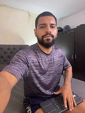 Snapshot of vincentjaxon chatting on 09.15.25 vincentjaxon online show from 09.15.25