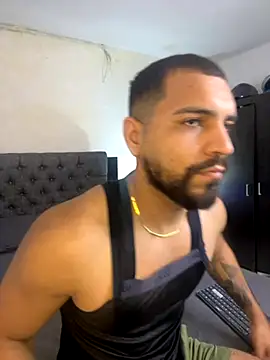 Snapshot of vincentjaxon chatting on 09.19.25 vincentjaxon online show from 09.19.25