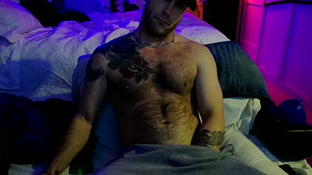 Luv2SuckBWC92 online show from 09.27.25