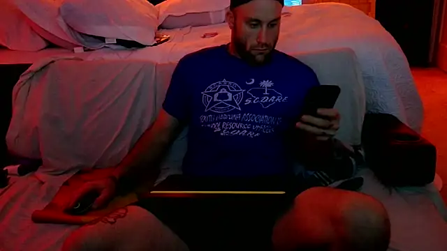 Luv2SuckBWC92 online show from 10.06.25