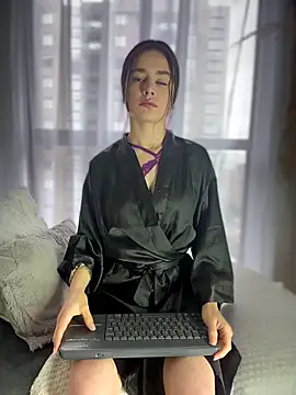 Sofi Leal online show from 02.24.26