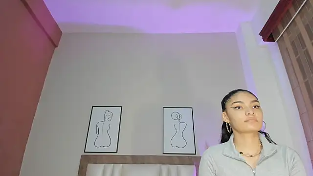 LunaAspen  online show from 09.20.25