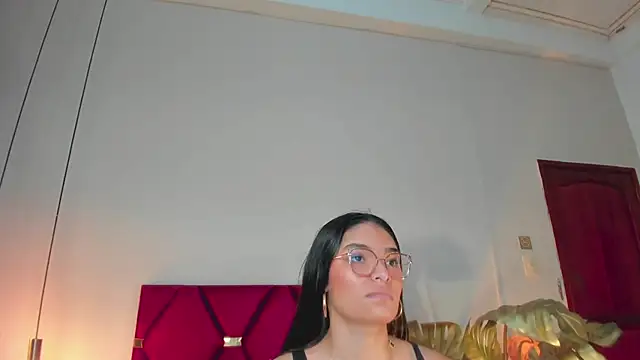 LunaAspen  online show from 11.11.25