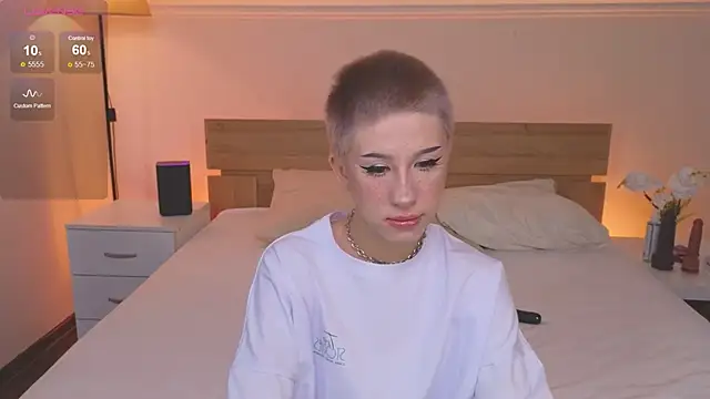 Necucub online show from 10.09.25