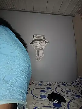 Bigtiti01 online show from 12.21.25