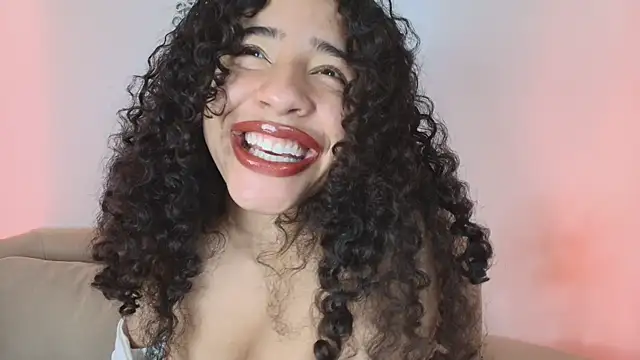 Snapshot of HairyAillyn chatting on 01.05.26 HairyAillyn online show from 01.05.26