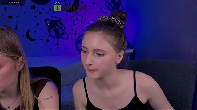 Snapshot of nekky_mouse chatting on 06.20.26 nekky mouse online show from 06.20.26