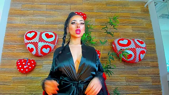 Cupcake Izzy online show from 02.12.26