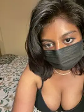 Snapshot of missneha61 chatting on 10.25.25 missneha61 online show from 10.25.25