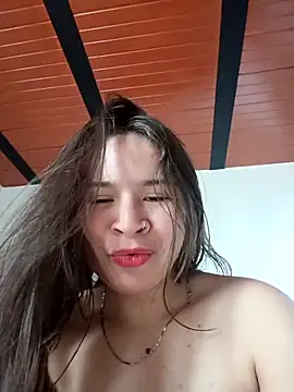 Snapshot of Isa_Acosta chatting on 10.17.25 Isa Acosta online show from 10.17.25