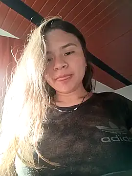 Snapshot of Isa_Acosta chatting on 10.22.25 Isa Acosta online show from 10.22.25