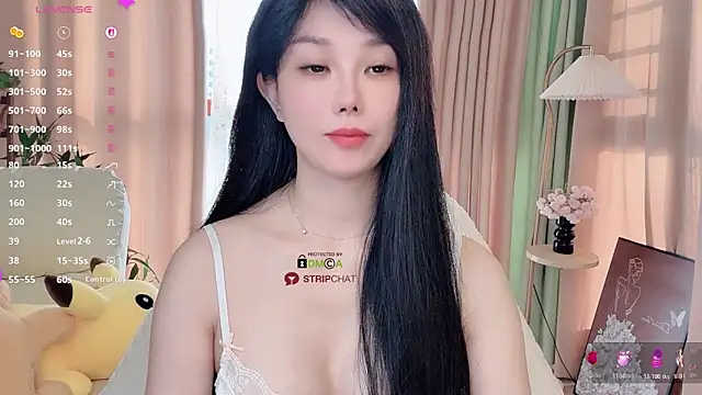 Xiatian520  online show from 11.04.25