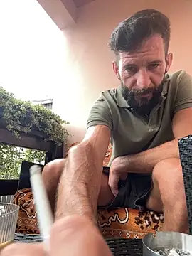 Snapshot of Michel_huge chatting on 09.20.25 Michel huge online show from 09.20.25