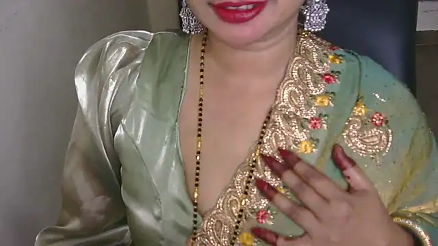 QUEEN SAKHI- online show from 10.10.25