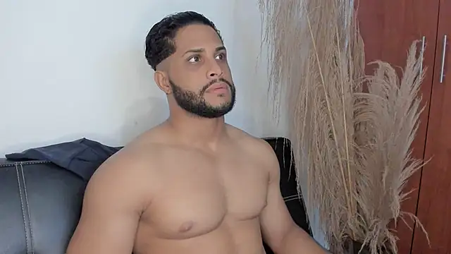 Pier Simons online show from 12.14.25