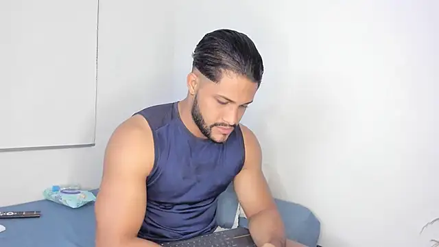 Pier Simons online show from 03.13.26