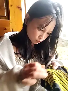 Tiyir597 online show from 10.25.25