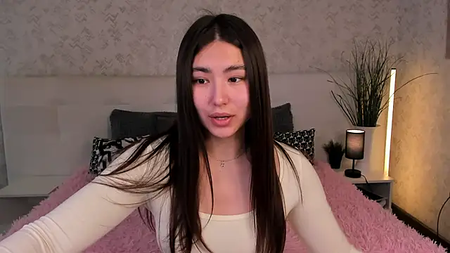 Megan Williamms online show from 10.19.25