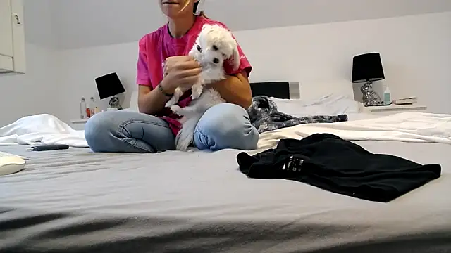 ArabianMalikah online show from 10.20.25