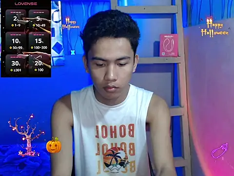 Demure Asian143 online show from 11.04.25