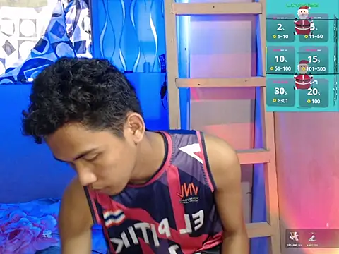 Demure Asian143 online show from 11.05.25