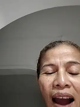 Merybeks online show from 10.20.25