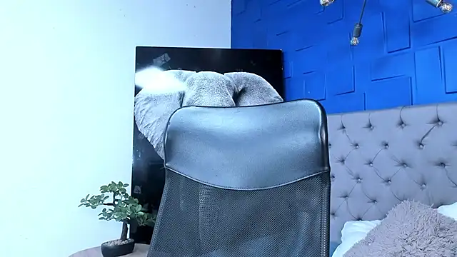 andres-clark92 online show from 10.04.25