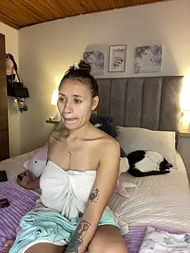 juliana-mancini online show from 12.20.25