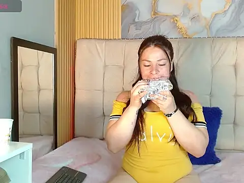 Snapshot of miadoll303av chatting on 10.16.25 miadoll303av online show from 10.16.25