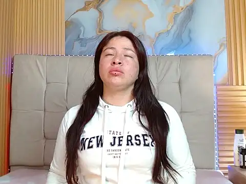 Snapshot of miadoll303av chatting on 10.17.25 miadoll303av online show from 10.17.25