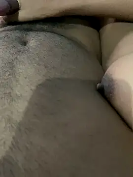 Snapshot of coupleszzzzz chatting on 09.13.25 coupleszzzzz online show from 09.13.25