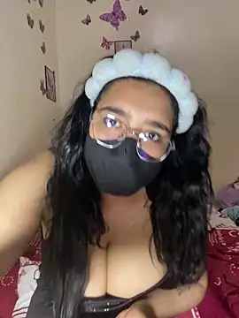 Nottella online show from 11.15.25