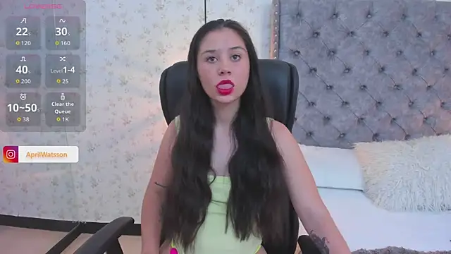 Snapshot of Aprilwatson chatting on 10.02.25 Aprilwatson online show from 10.02.25