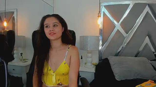 Snapshot of Aprilwatson chatting on 10.25.25 Aprilwatson online show from 10.25.25