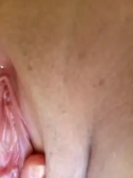 Snapshot of Sandiq99six chatting on 10.25.25 Sandiq99six online show from 10.25.25