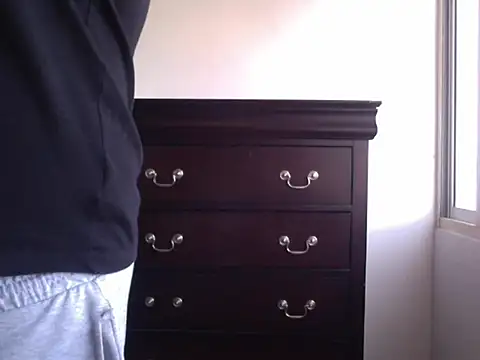 zeusmasterhorny online show from 10.28.25