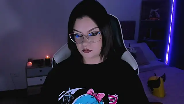 Snapshot of OphelianaRose33 chatting on 09.20.25 OphelianaRose33 online show from 09.20.25