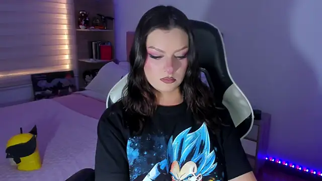 Snapshot of OphelianaRose33 chatting on 07.31.26 OphelianaRose33 online show from 07.31.26